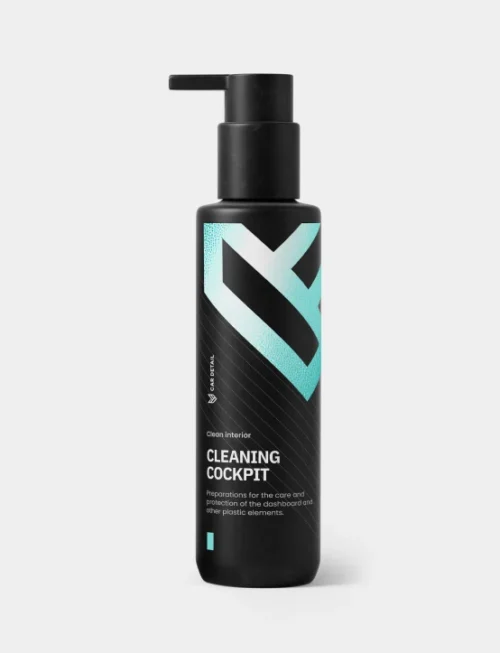 detailingshop-shop-pic6 Cleaning Cockpit